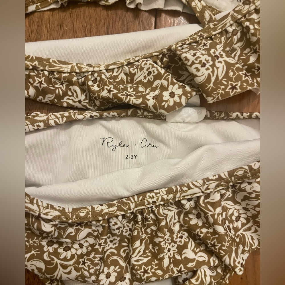 Rylee + Cru Parker Bikini - golden ditsy size 2-3yr - Picture 3 of 3
